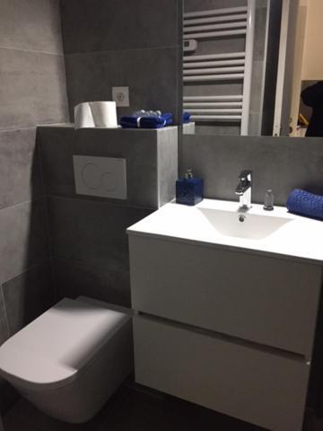 Le Studio Saint-Laurent-du-Var Bagian luar foto